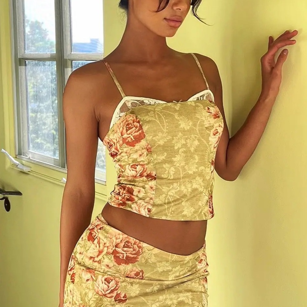 TIGER MIST COLSON TOP